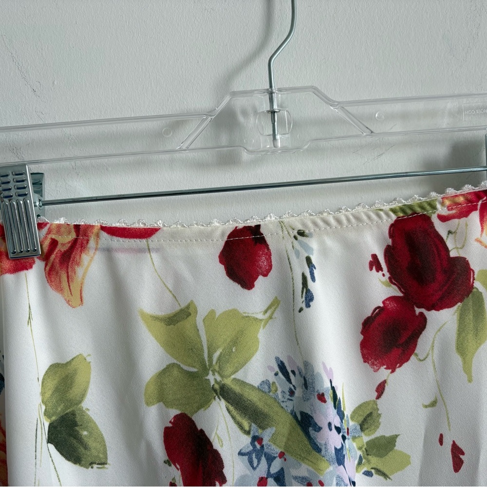 Vintage floral midi skirt — 90s asymmetrical hem - Picture 2 of 7